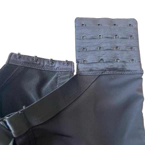 Torrid Active Black Underwire Full Coverage Sporty Bra Women’s 42DDD - Picture 7 of 10